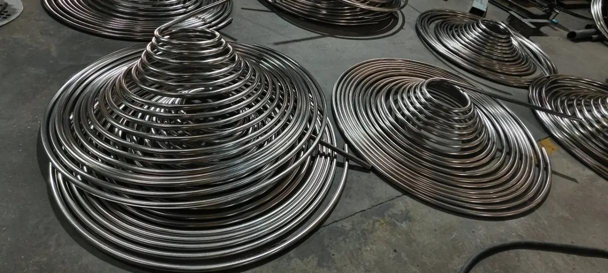 特種金屬盤(pán)管制造與應(yīng)用 鈦、哈氏合金與不銹鋼304盤(pán)管的技術(shù)解析